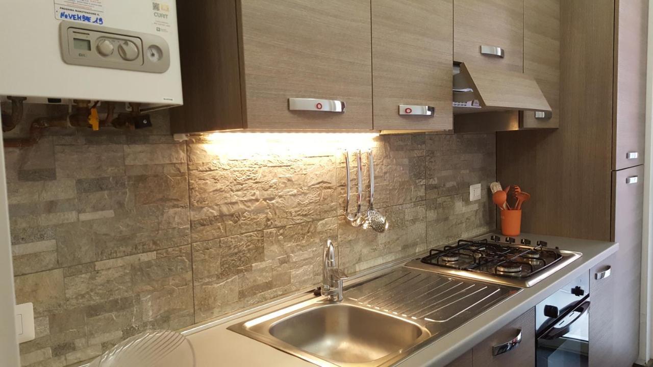 Danicolas Cairoli Apartment 몬차 외부 사진